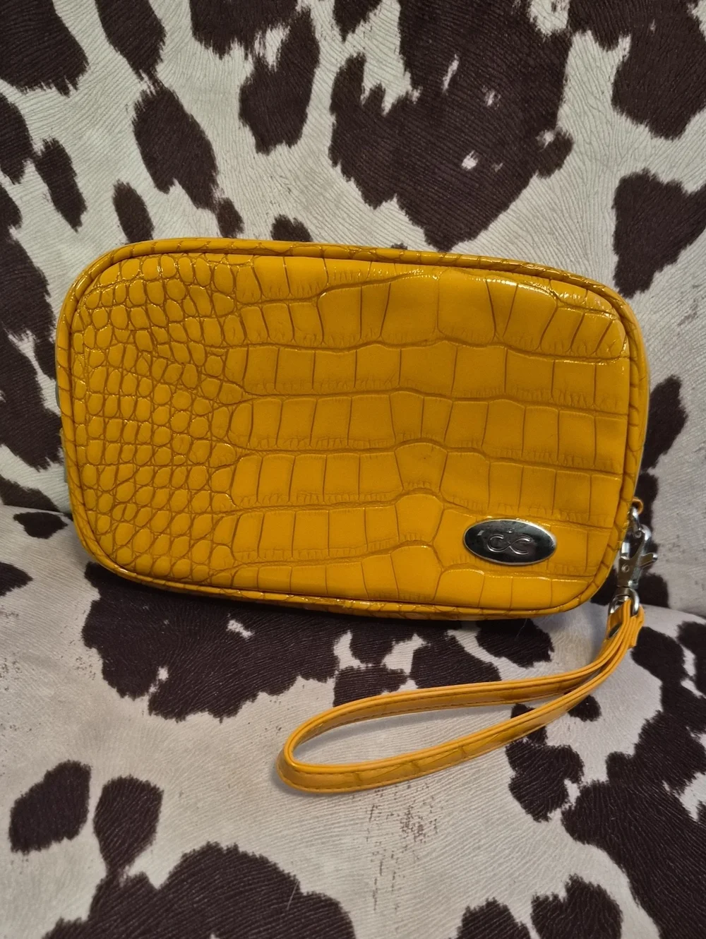 Mustard Yellow Croc Cooler🥶 Wristlet Bag
